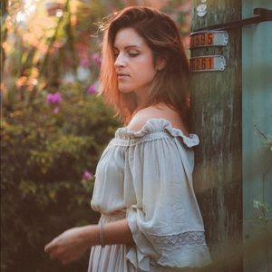 Meet your Posher, Abigail